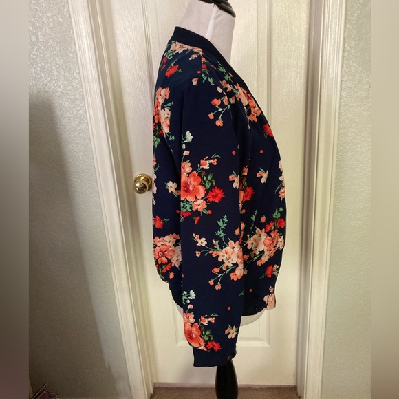 Bright Navy floral Love Tree bomber - Picture 2 of 10